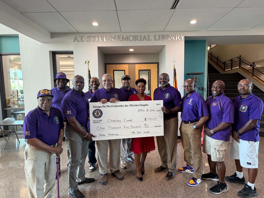 2026 Phi Iota Scholarship Winner Charlee Camp-aunt Britteny Tarrant accepting